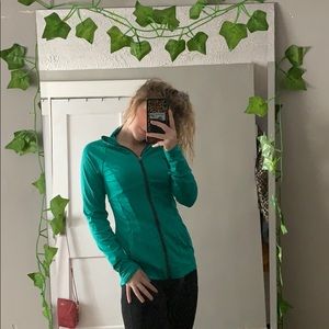 UNDER ARMOUR ATHLETIC ZIP UP